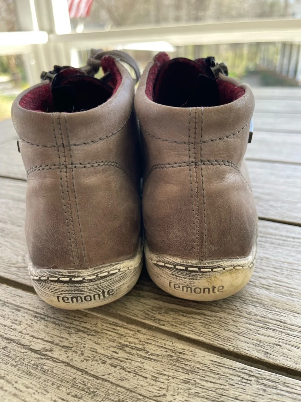 Remonte Taupe Leather Ankle Sneaker Style Boot Womens Size 40 8.5/9
